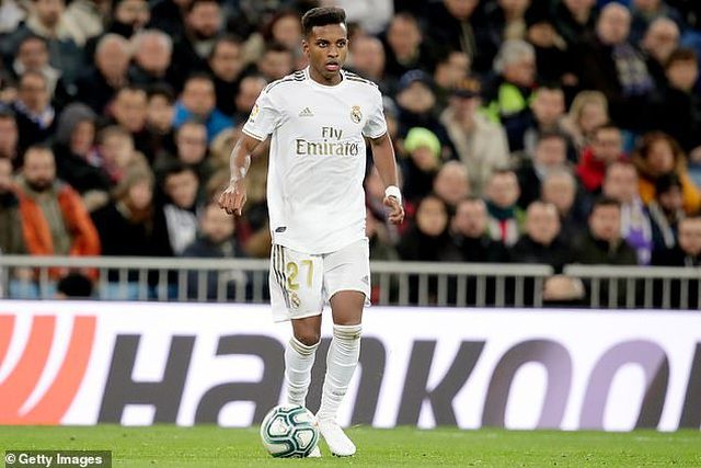 hoa bilbao real madrid hut hoi trong cuoc dua voi barcelona