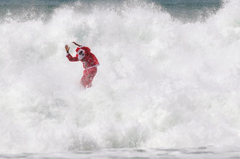 nhung ong gia noel an tuong nhat giang sinh 2019