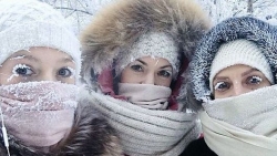 Cuộc sống ở vùng đất lạnh nhất thế giới: Rét tê tái quanh năm, trường học chỉ đóng cửa khi -52 độ