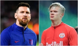 Erling Haaland sẵn sàng chuyển sang Premier League, Messi 'bóng gió' chuyện ở lại Barca