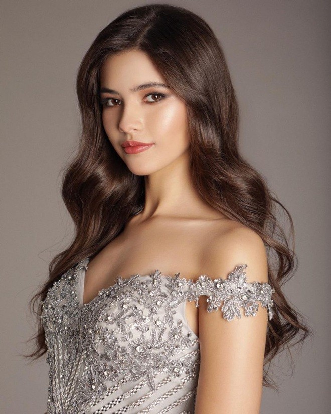Hoa hậu Hoàn vũ 2021: Diện mạo xinh như búp bê của người đẹp đến từ nước Nga