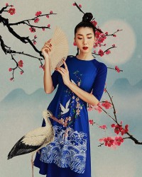 Cựu siêu mẫu Ngọc Quyên gửi nỗi nhớ quê nhà vào bộ trang phục áo dài Xuân cách điệu