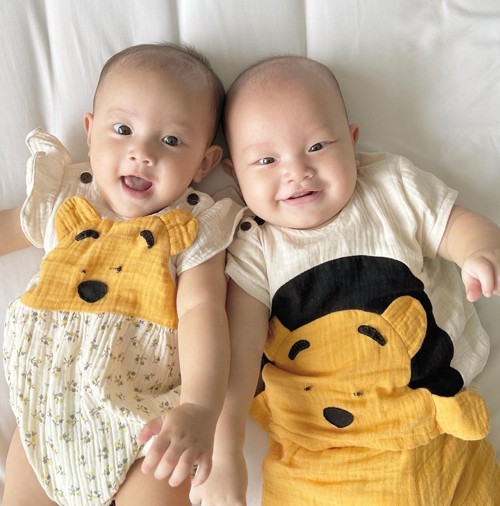 Ngắm những hình ảnh xinh xắn, đáng yêu của Lisa - Leon nhà Hồ Ngọc Hà và con gái Đông Nhi