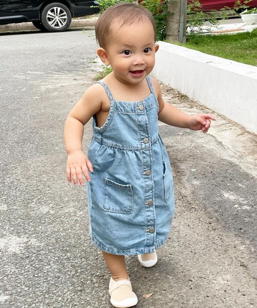 Ngắm những hình ảnh xinh xắn, đáng yêu của Lisa - Leon nhà Hồ Ngọc Hà và con gái Đông Nhi