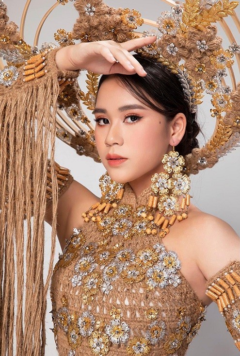 Đại diện Việt Nam - Vũ Huyền Diệu đăng quang Miss Eco Teen International