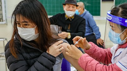 tiem vaccine phong covid19 co nguy co gay vo sinh khong