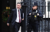 scandal dai su anh tai my kim darroch bai hoc dat gia