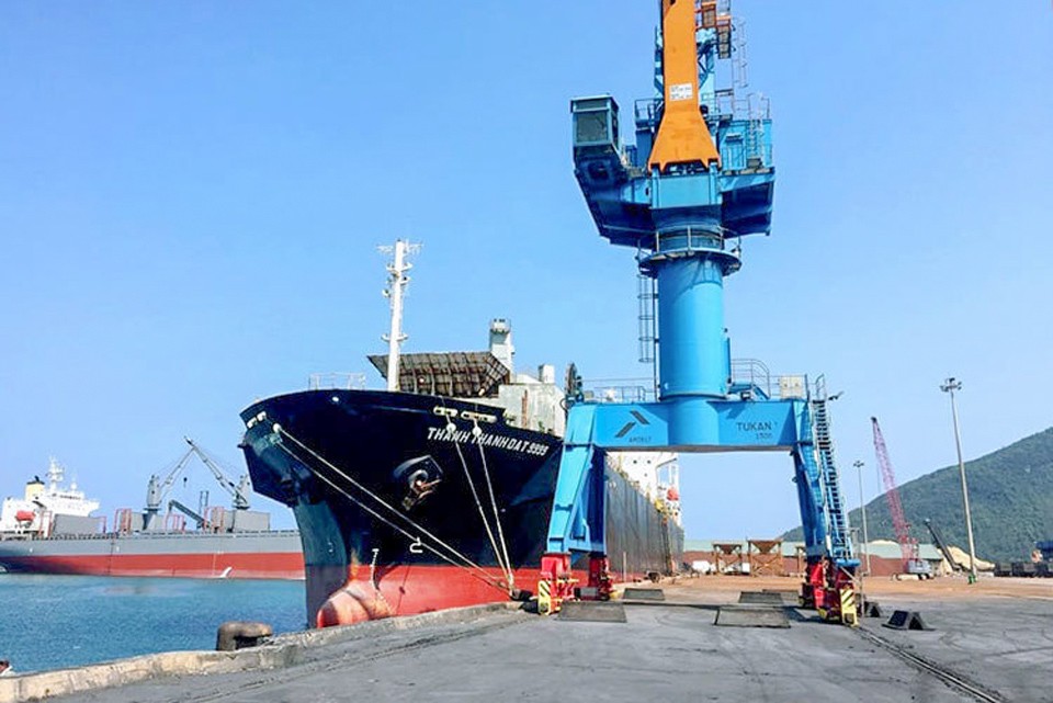 TÌNH HỮU NGHỊ VĨ ĐẠI, ĐOÀN KẾT ĐẶC BIỆT  VÀ HỢP TÁC TOÀN DIỆN VIỆT NAM- LÀO LÀ TÀI SẢN CHUNG  VÔ GIÁ CỦA HAI DÂN TỘC