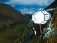 khach san sieu sang ben vach da