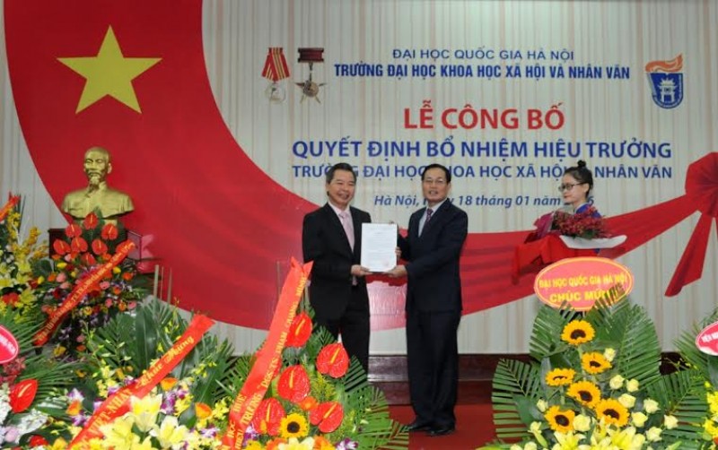 le cong bo quyet dinh bo nhiem tan hieu truong