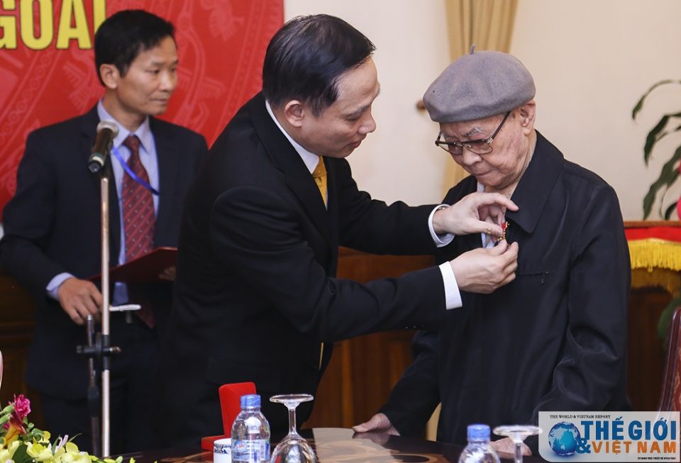 Cựu Đại sứ Nguyễn Trọng Vĩnh trong ký ức người phiên dịch cuu dai su nguyen trong vinh trong ky uc nguoi phien dich