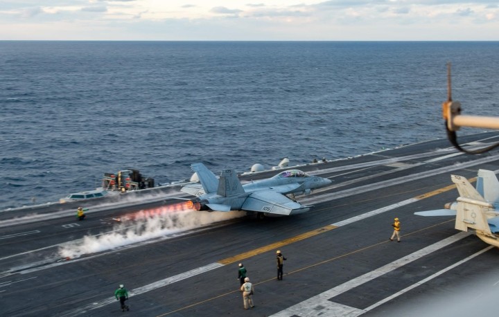 NATO tiến hành tập trận hải quân