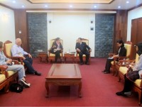 cuu binh viet my chat xuc tac gan ket giao luu nhan dan