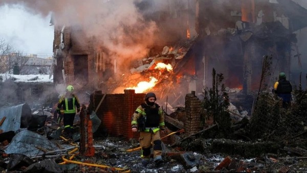 Nga không kích dồn dập, thủ đô Kiev rung chuyển