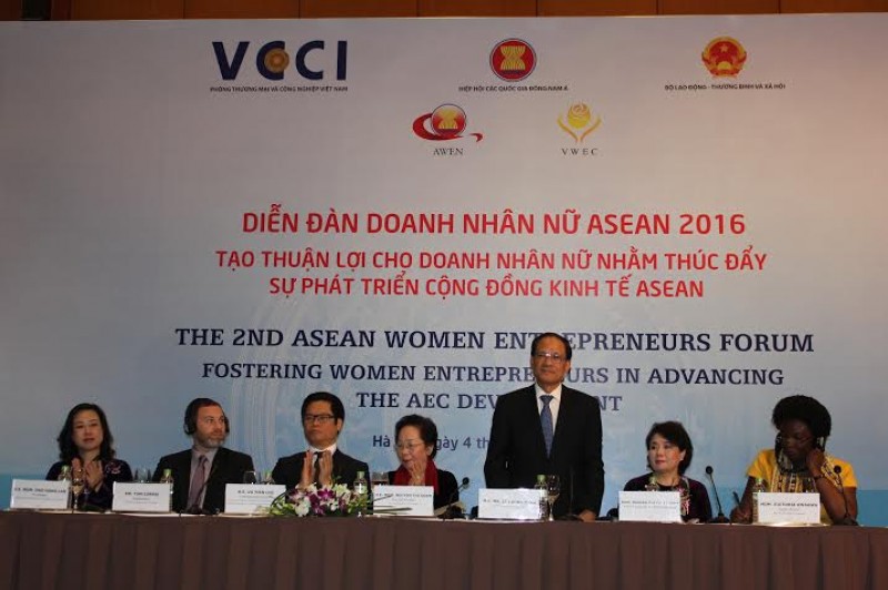 tao thuan loi cho doanh nhan nu thuc day phat trien aec