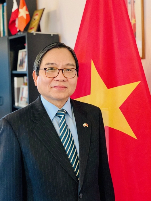 dai su viet nam tai ba lan bao ho cong dan trong dich covid 19 can su thau hieu va phoi hop chat che