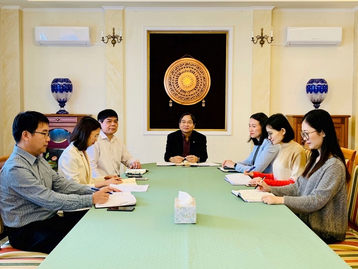 dai su viet nam tai ba lan bao ho cong dan trong dich covid 19 can su thau hieu va phoi hop chat che