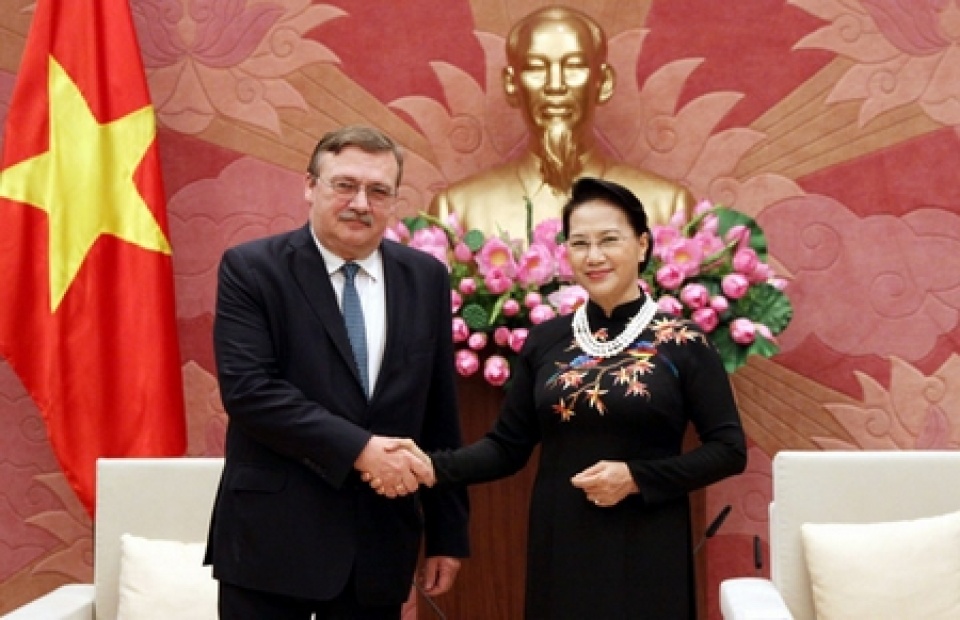 hungary san sang chia se kinh nghiep lap phap voi viet nam