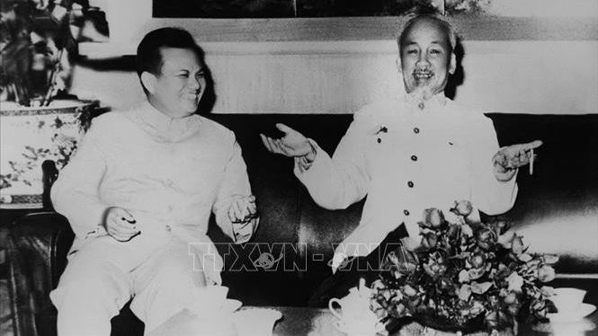 dien mung ky niem 135 nam ngay sinh chu tich ho chi minh