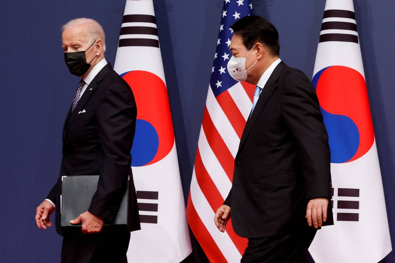 Hợp tác ba bên Mỹ-Nhật-Hàn: 'Hãy đập mạnh thanh sắt khi còn nóng'