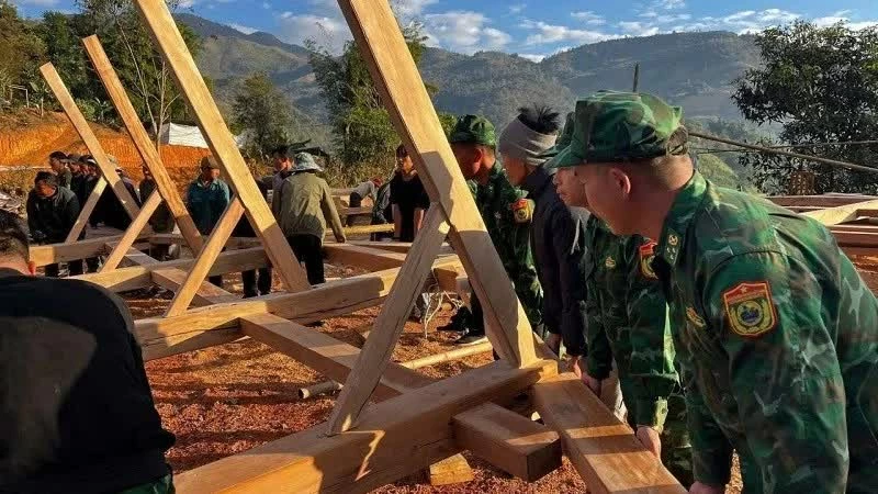 Điểm tựa bình yên của nhân dân biên giới Điểm tựa bình yên của nhân dân biên giới