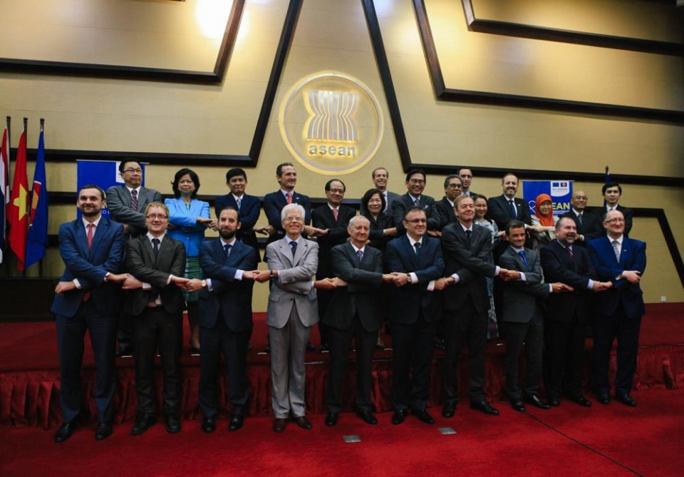 thoi diem vang cho quan he asean eu