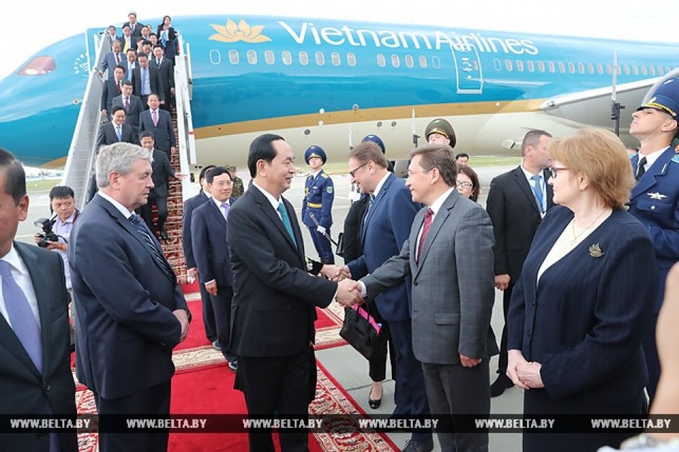 bao belarus dua dam net chuyen tham chinh thuc cua chu tich nuoc tran dai quang