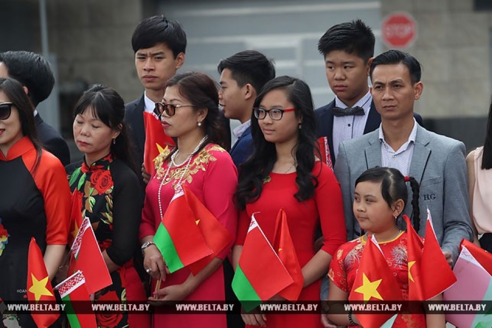 bao belarus dua dam net chuyen tham chinh thuc cua chu tich nuoc tran dai quang