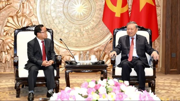 Xây dựng hành lang pháp lý phù hợp để triển khai hiệu quả các dự án kết nối trọng điểm Việt Nam-Lào