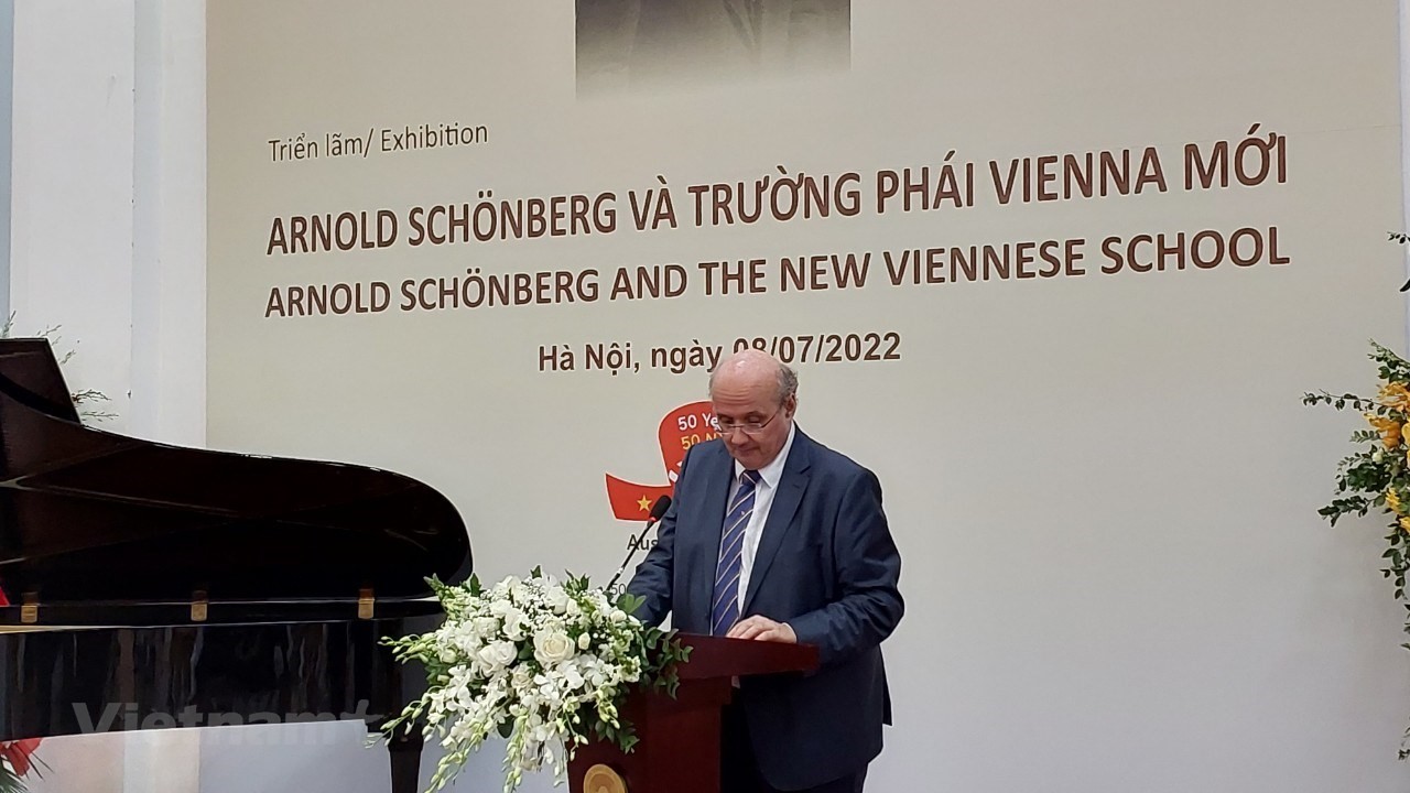 Triển lãm và biểu diễn tác phẩm của nhà soạn nhạc danh tiếng người Áo Triển lãm và biểu diễn tác phẩm của nhà soạn nhạc danh tiếng người Áo