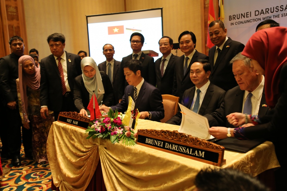 thanh cong cua cac ban cung chinh la thanh cong cua chung toi