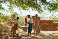 myanmar lat thuyen ti nan it nhat 12 nguoi rohingya thiet mang