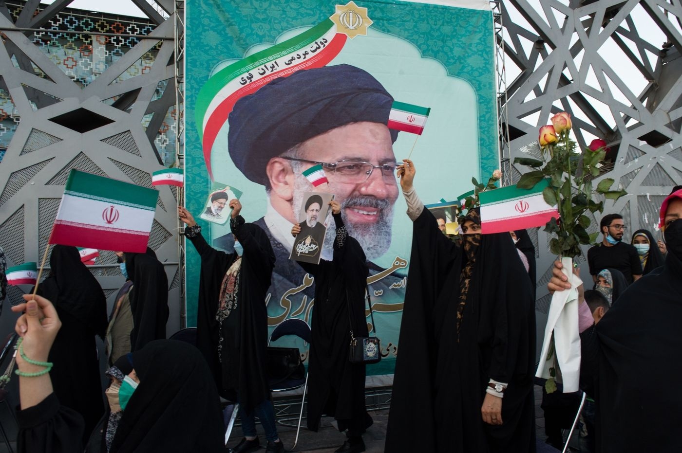 Những thách thức đón chờ tân tổng thống Iran