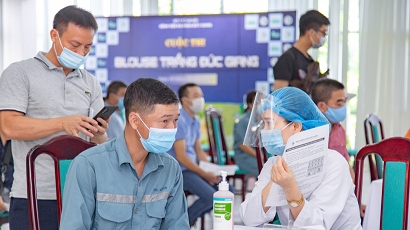 Covid-19 ở Việt Nam sáng 12/8: TP. Hồ Chí Minh chiếm nửa số ca mắc mới, Hà Nội xét nghiệm PCR 1,3 triệu mẫu cho các 'vùng đỏ'