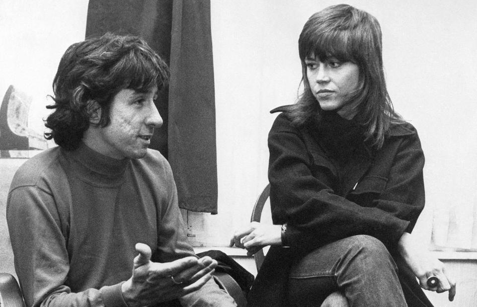 Vĩnh biệt Tom Hayden, người bạn lâu đời thân thiết của Việt Nam vinh biet tom hayden nguoi ban lau doi than thiet cua viet nam