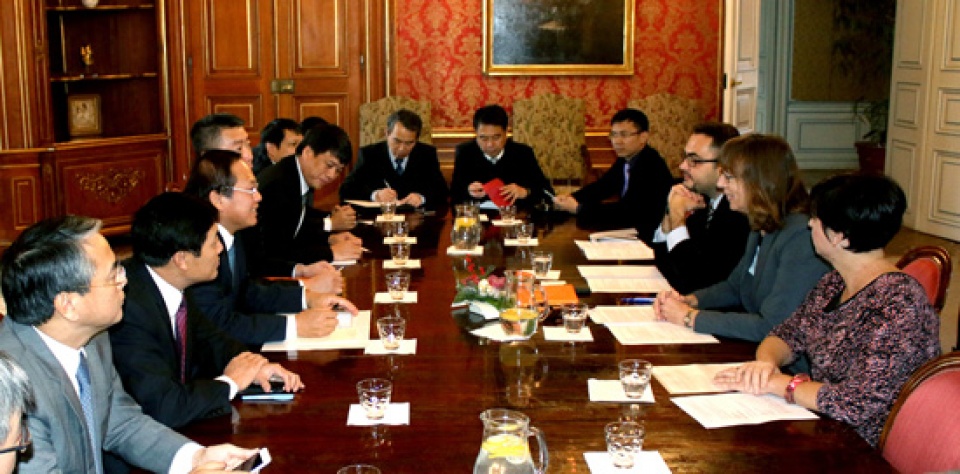 tang cuong hop tac thong tin truyen thong voi ch czech