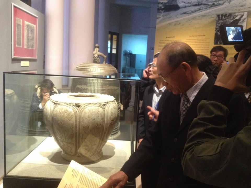 chiem nguong tan mat bao vat quoc gia