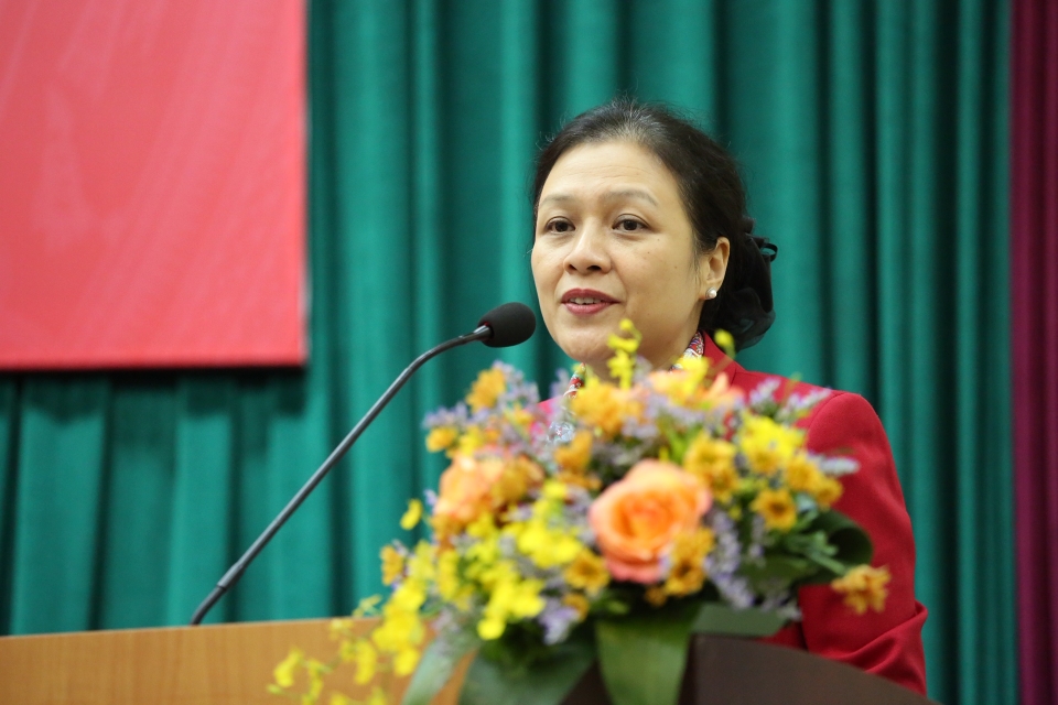 ba nguyen phuong nga duoc bau lam chu tich lien hiep cac to chuc huu nghi viet nam