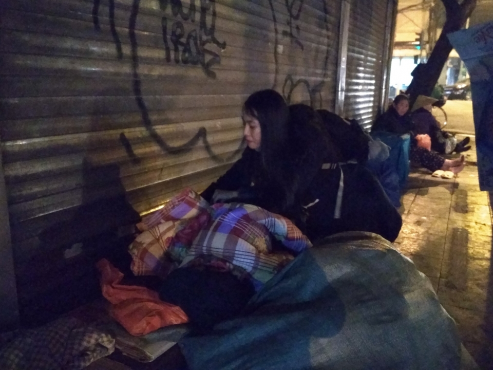 mang tet cho nguoi vo gia cu va lao dong ngheo