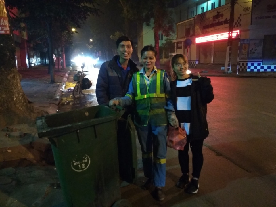 mang tet cho nguoi vo gia cu va lao dong ngheo