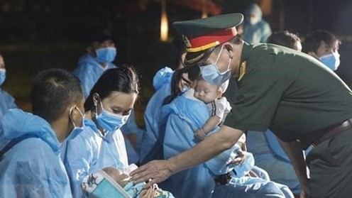 nguoi viet nam o nuoc ngoai gui gam niem tin ky vong toi dai hoi xiii cua dang