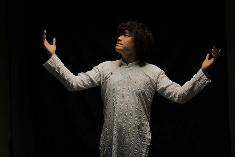 Lời tri ân quê hương của nghệ sĩ Ngô Hồng Quang Lời tri ân quê hương của nghệ sĩ đương đại Ngô Hồng Quang