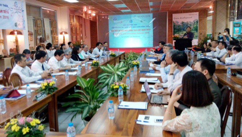 kieu bao cung doi moi sang tao o nuoc nha