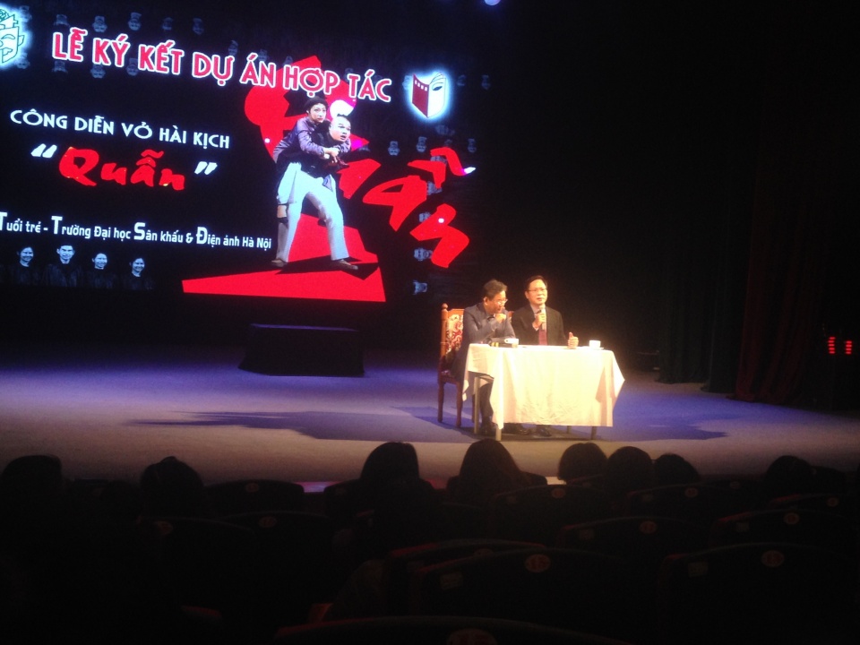 lam moi vo kich vang danh cua tac gia long chuong