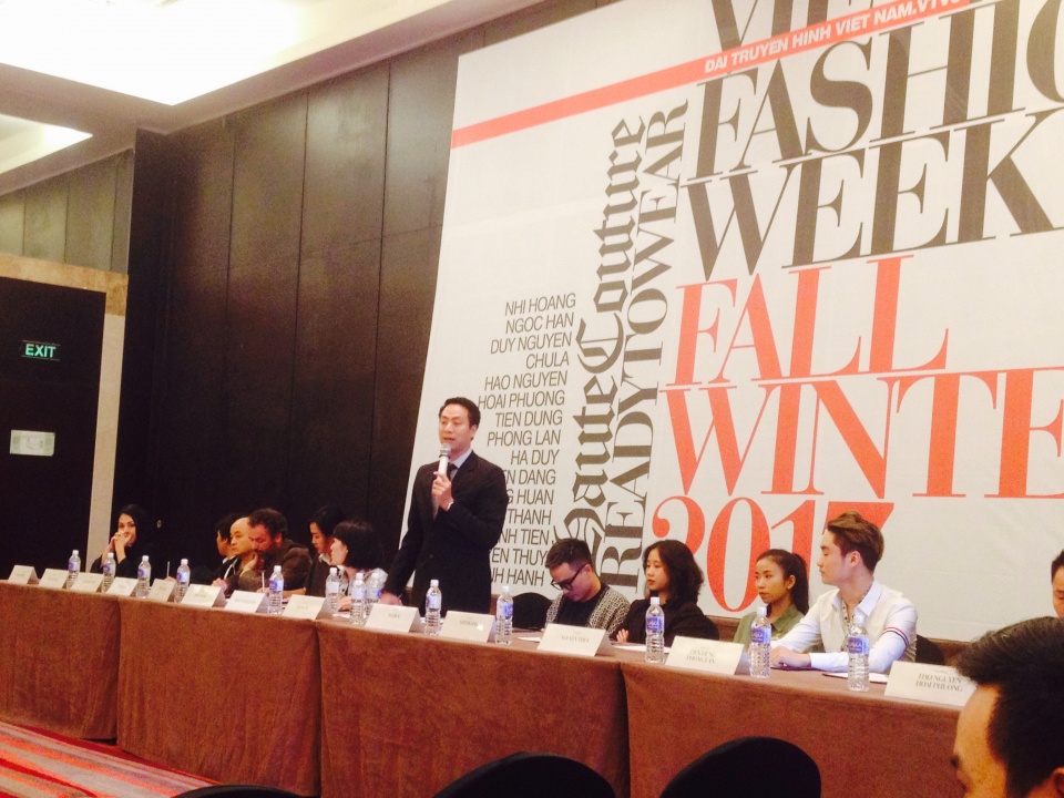 Thời trang Việt Nam và câu chuyện của những thách thức thoi trang viet nam cau chuyen cua nhung thach thuc