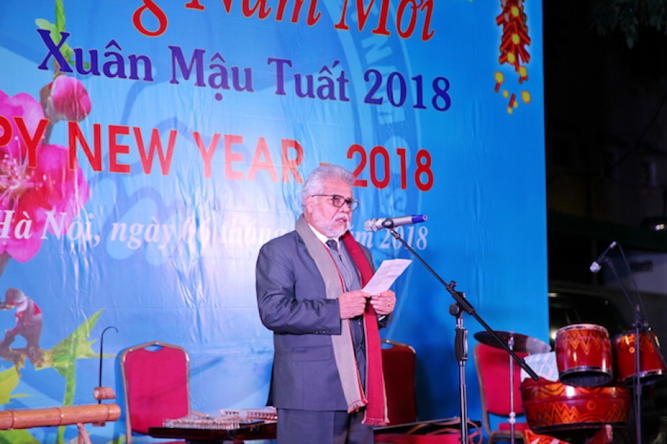 Mừng Xuân cùng bạn bè quốc tế mung xuan cung ban be quoc te