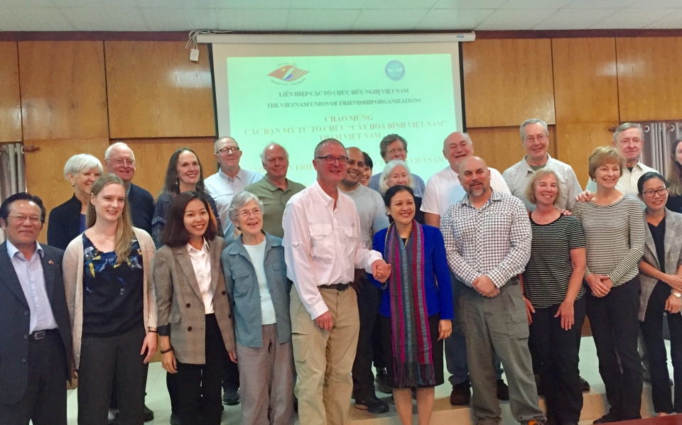 “Cây Hòa bình” của Mỹ tiếp tục hành trình ý nghĩa tại Việt Nam cay hoa binh cua my tiep tuc hanh trinh y nghia tai viet nam