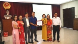 Đại sứ Việt Nam tại Malaysia hỗ trợ công tác chống dịch Covid-19 cho cộng đồng người Việt