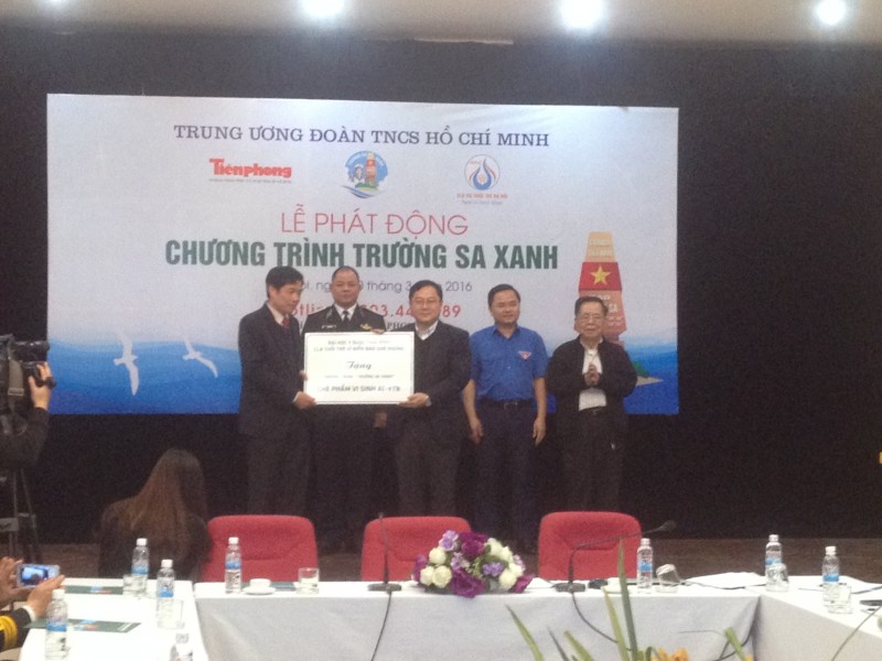 Phát động Chương trình “Trường Sa xanh” phat dong chuong trinh truong sa xanh