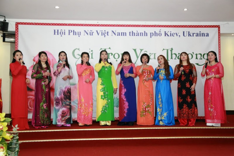 gui tron yeu thuong tai kiev